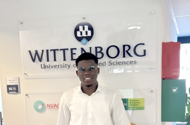  Wittenborg Graduate Explores Electric Vehicle Adoption in Ghana 